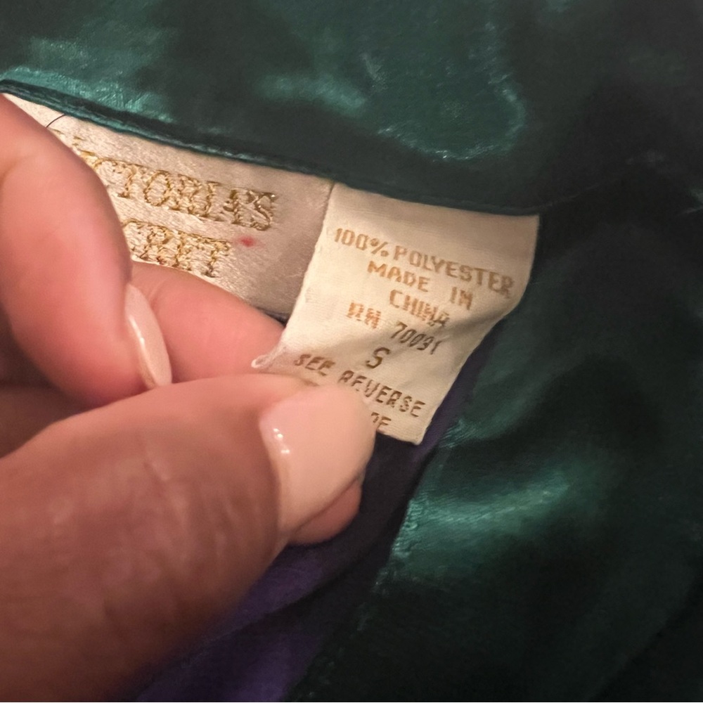 Victoria’s Secret Gold Label Nightshirt Purple/Green - Picture 3 of 5
